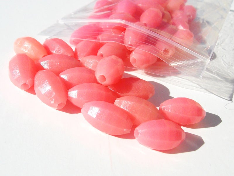 Catch All Tackle Luminous Glow Fishing Beads 3/8"" x5/8"" 50 Pieces Pink - Image 1